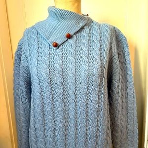 Deans of Scotland Vintage Soft Blue 100% wool sweater. Size small